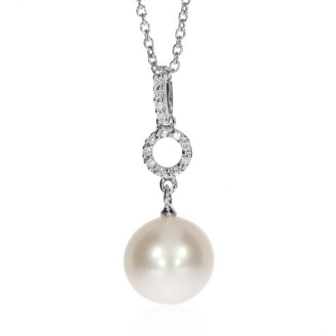 Cultured Pearl and Diamond Pendant By Heidi Kjeldsen Jewellery P861 Face