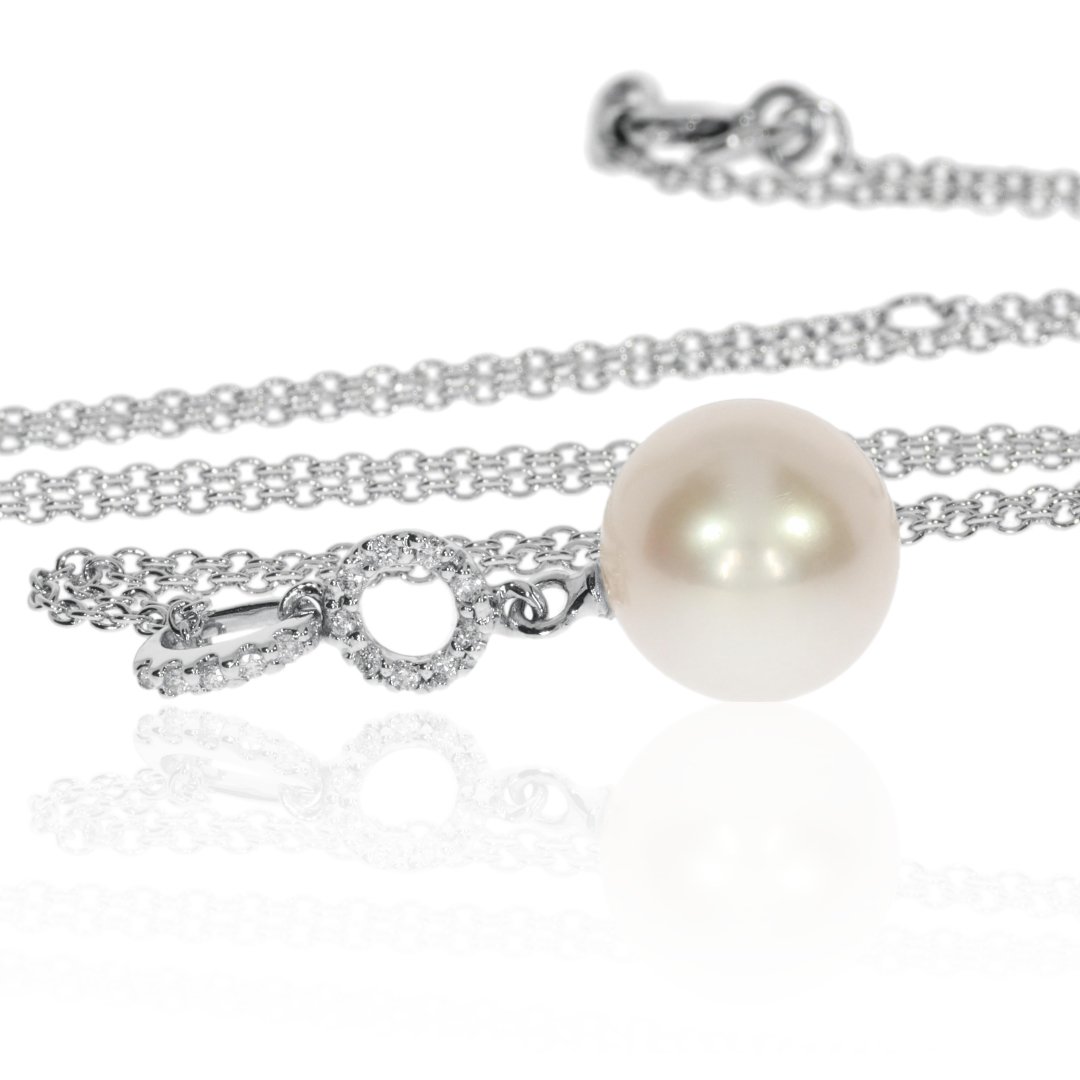 Cultured Pearl and Diamond Pendant By Heidi Kjeldsen Jewellery P861 Front