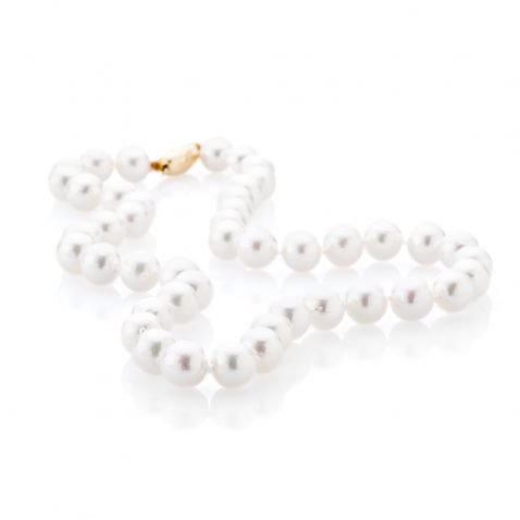 Heidi Kjeldsen Attractive Akoya Pearl Necklace with an 18ct Yellow Gold Clasp A