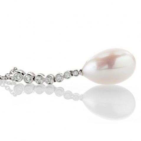 Heidi Kjeldsen Desirable Fresh Water Pearl And Diamond 18ct White Gold Pendant - NL1200-2