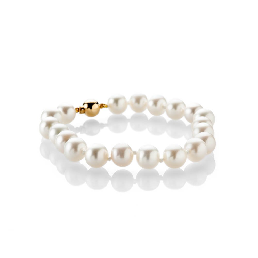 Lustrous Natural Cultured Pearl And Gold Bracelet