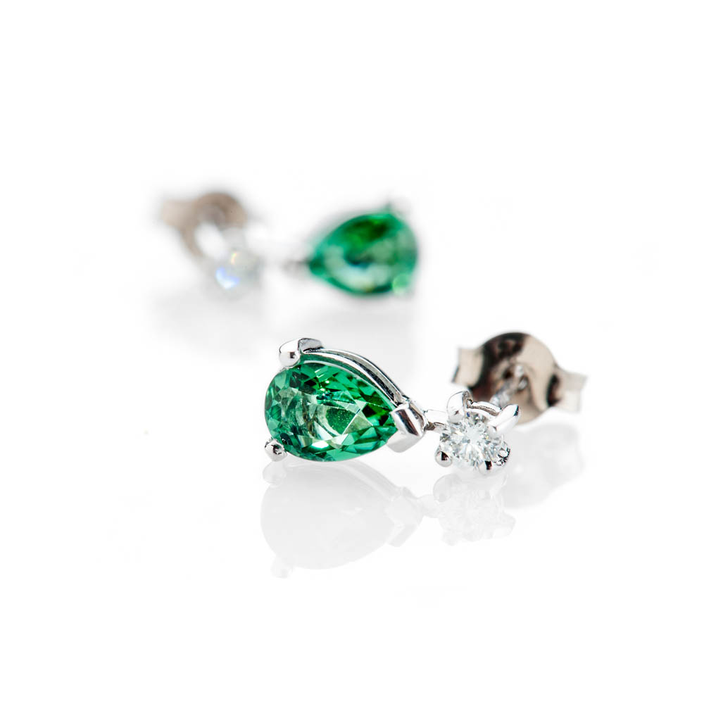 Exquisite Dazzling Green Natural Tourmaline, Brilliant Cut Diamond And Gold Drop Earrings