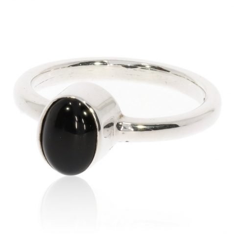 Black Onyx and Silver Ring By Heidi Kjeldsen Jewellery R1554 Side