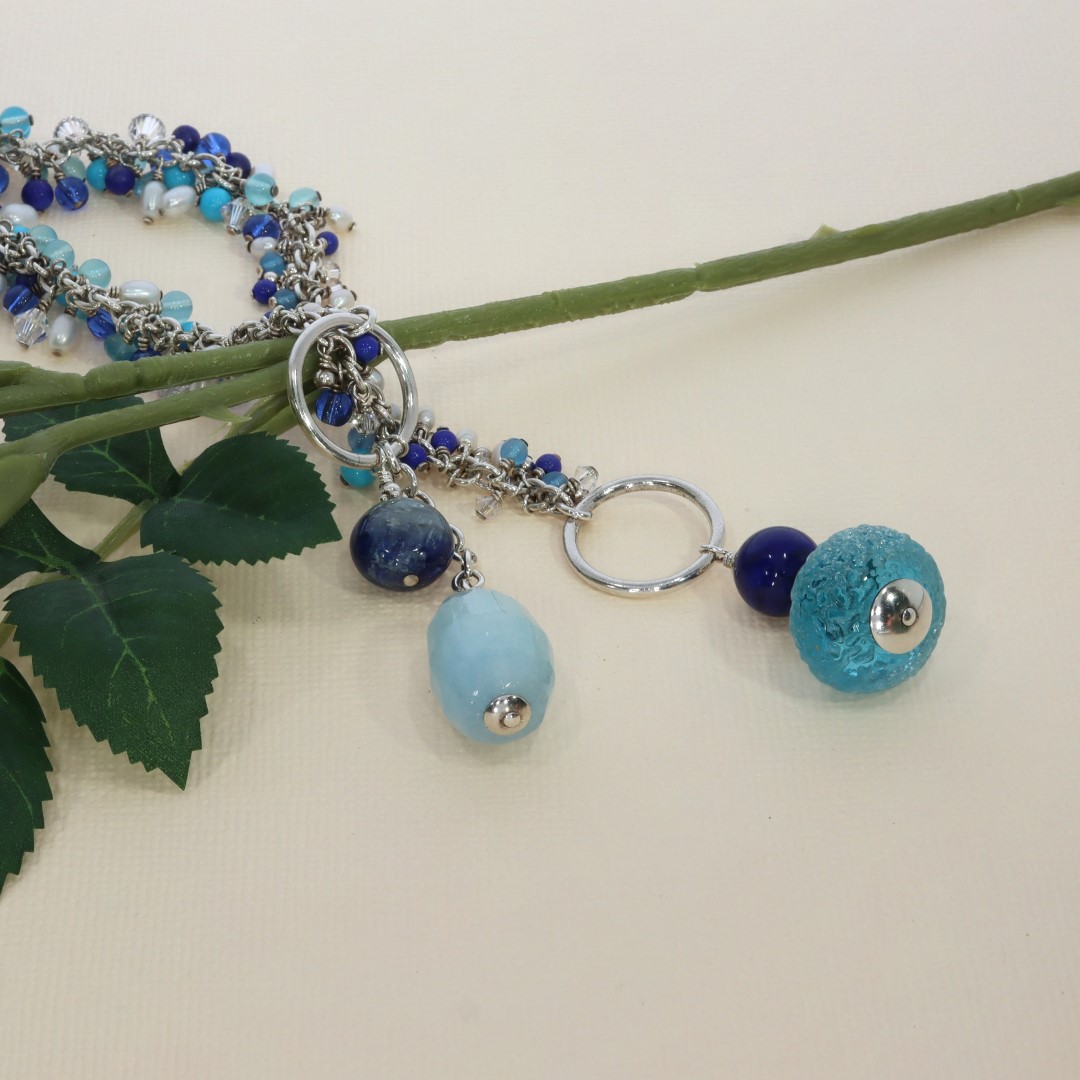 Lariat-of-Murano-Glass-and-Lapis-Turquoise-by-Heidi-Kjeldsen-Jewellers-Lariat close up