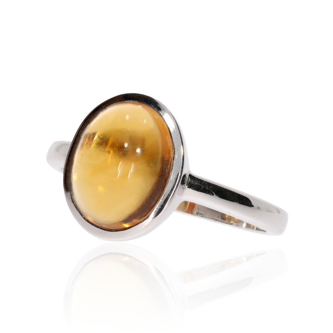 Delightful Citrine and White Gold Ring