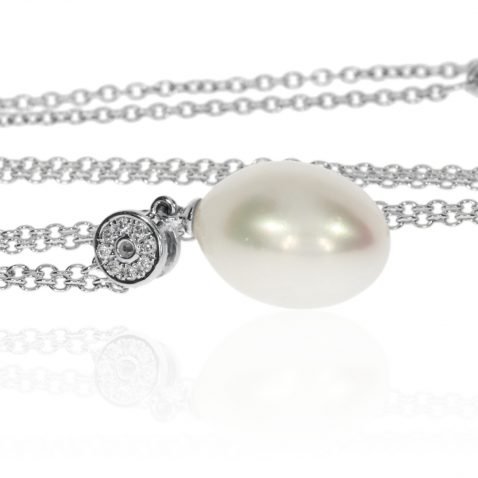 Cultured Pearl Pendant By Heidi Kjeldsen Jewellers P1466 Side
