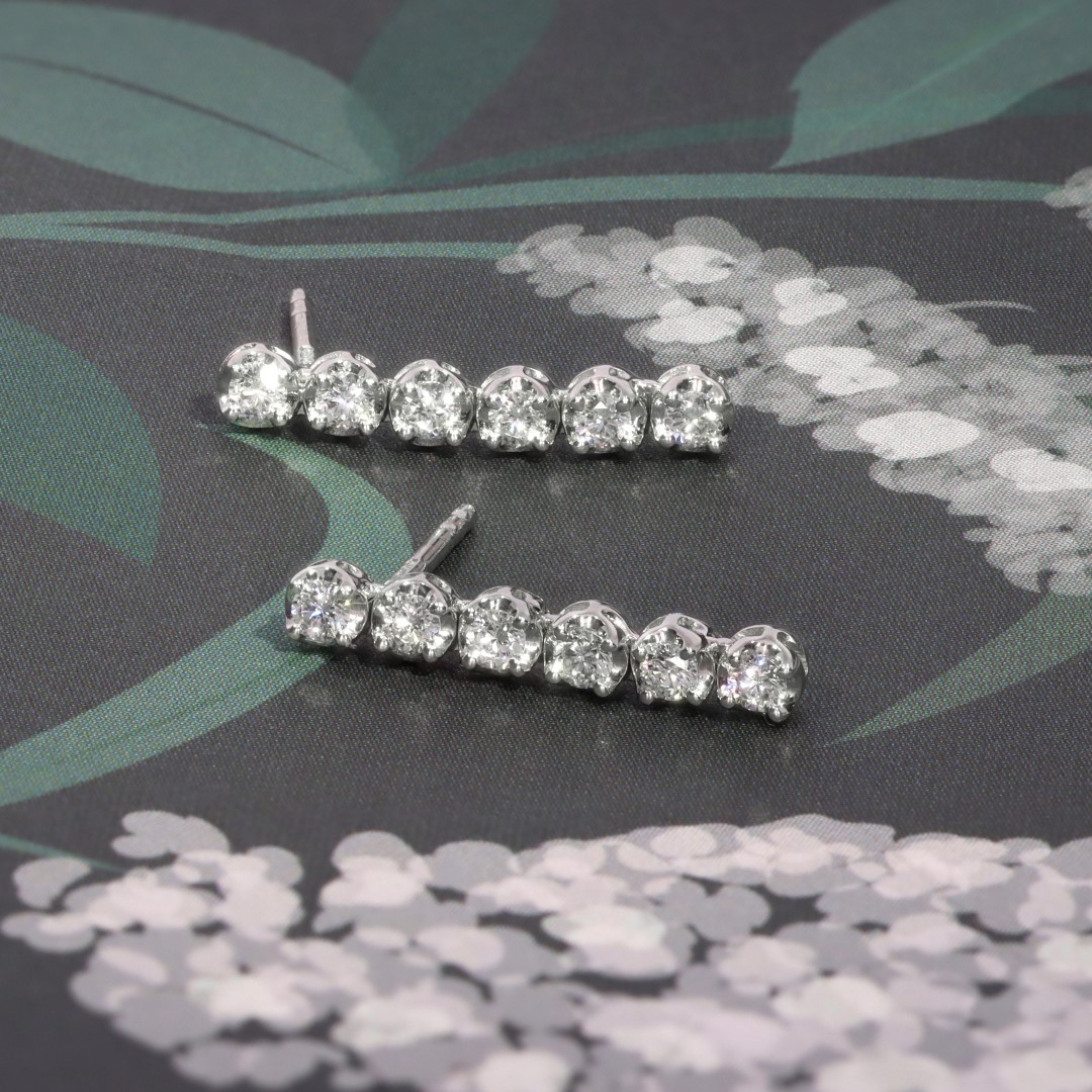 Diamond drop earrings by Heidi Kjeldsen Jewellery ER2581 still