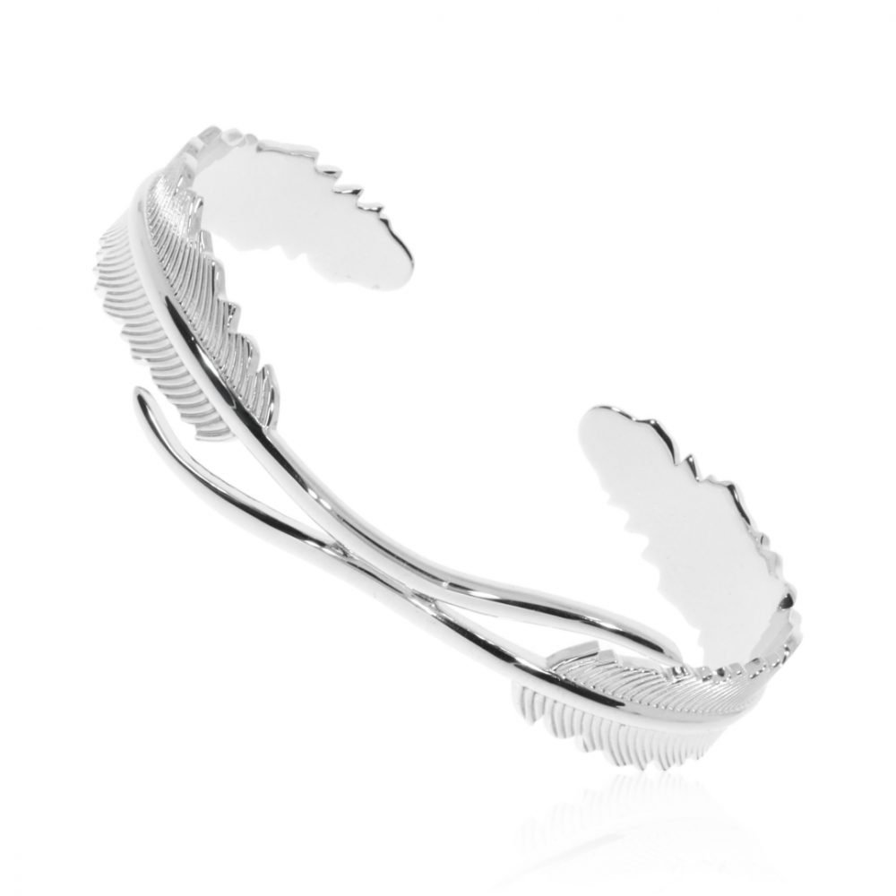 Sterling Silver "Leaf" bracelet by Heidi Kjeldsen Jewellery BL1399 Standing