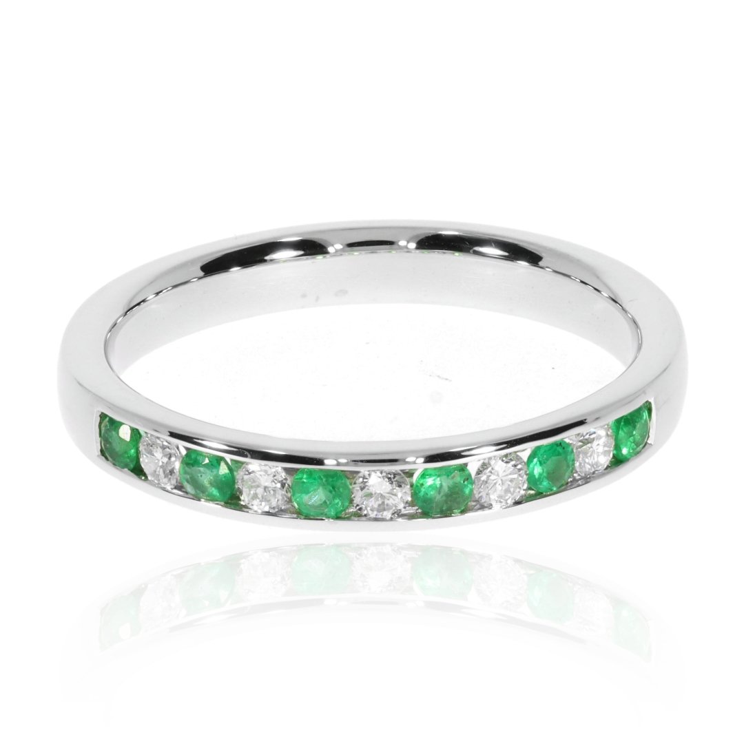 Emerald and Diamond eternity ring by Heidi Kjeldsen Jewellers R1695 Front