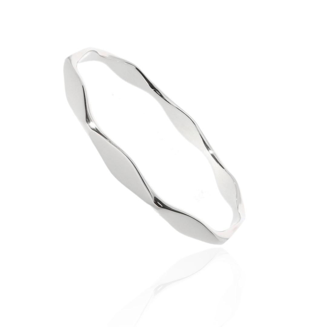 Beautifully Crafted Silver Octagonal Bangle