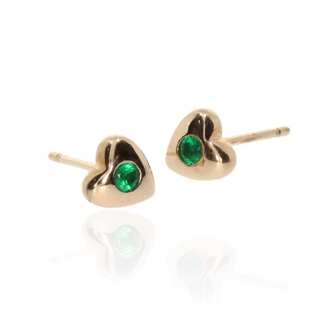 Alluring Emerald Heart Earrings