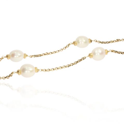 Cultured Pearl and Gold Necklace by Heidi Kjeldsen Jewellery NL1170 close up