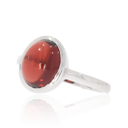 Garnet-and-White-Gold-Ring-Heidi-Kjeldsen-Jewellery-R1533-2.jpg